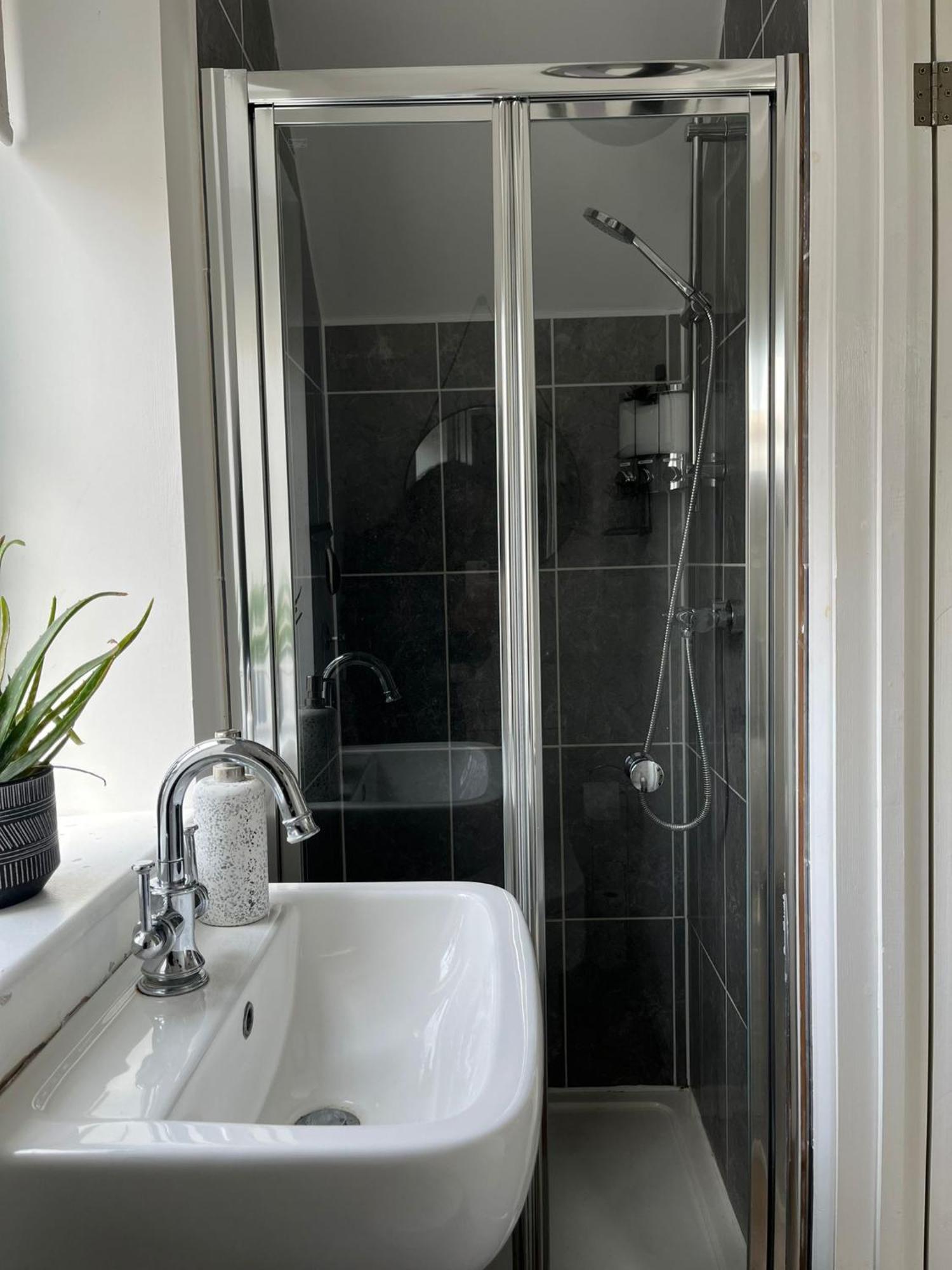 Cute 1 Bedroom House With Pool / Ping Pong Table. Biggleswade Exterior foto